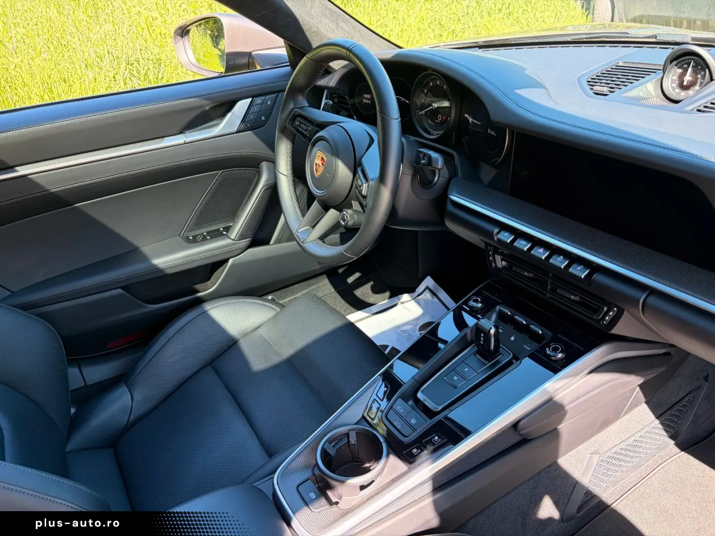 PORSCHE 911 Carrera 4 Coupé PDK   Lift   Carbon matt
