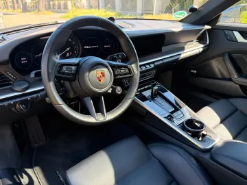 PORSCHE 911 Carrera 4 Coupé PDK   Lift   Carbon matt