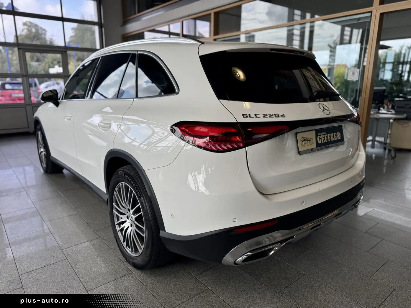MERCEDES-BENZ GLC 220 d 4Matic Avantgarde  Memory  MBUX!