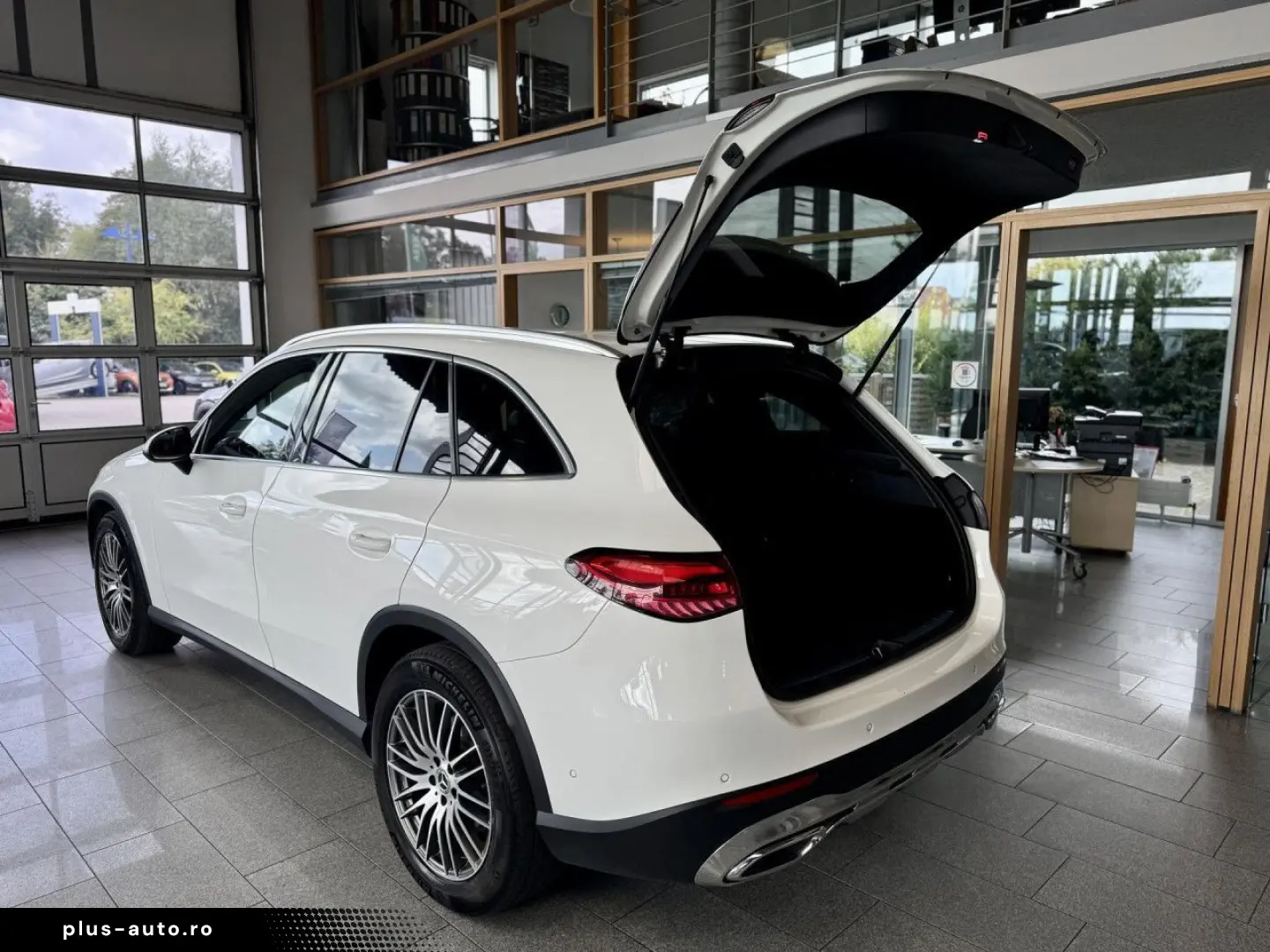 MERCEDES-BENZ GLC 220 d 4Matic Avantgarde  Memory  MBUX!