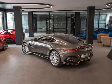 ASTON MARTIN 007 Edition   James Bond