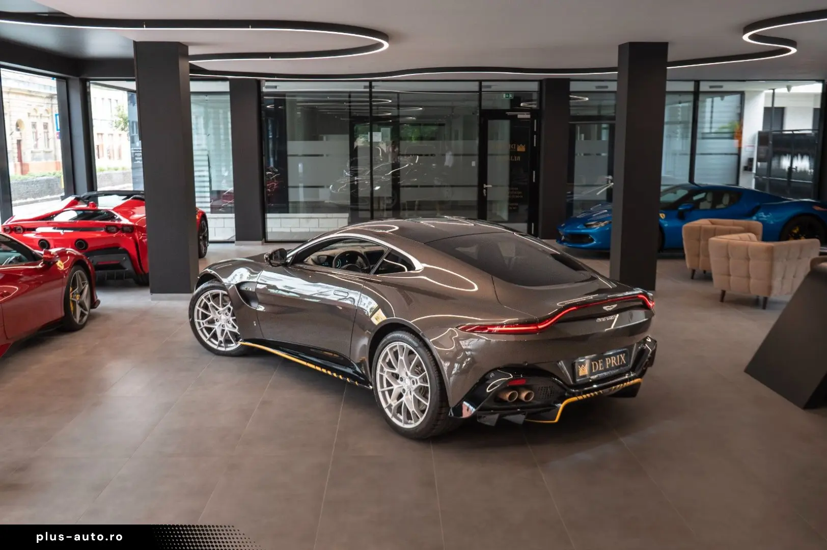 ASTON MARTIN 007 Edition   James Bond