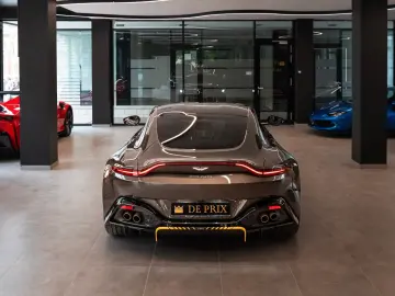 ASTON MARTIN 007 Edition   James Bond