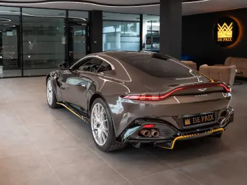 ASTON MARTIN 007 Edition   James Bond