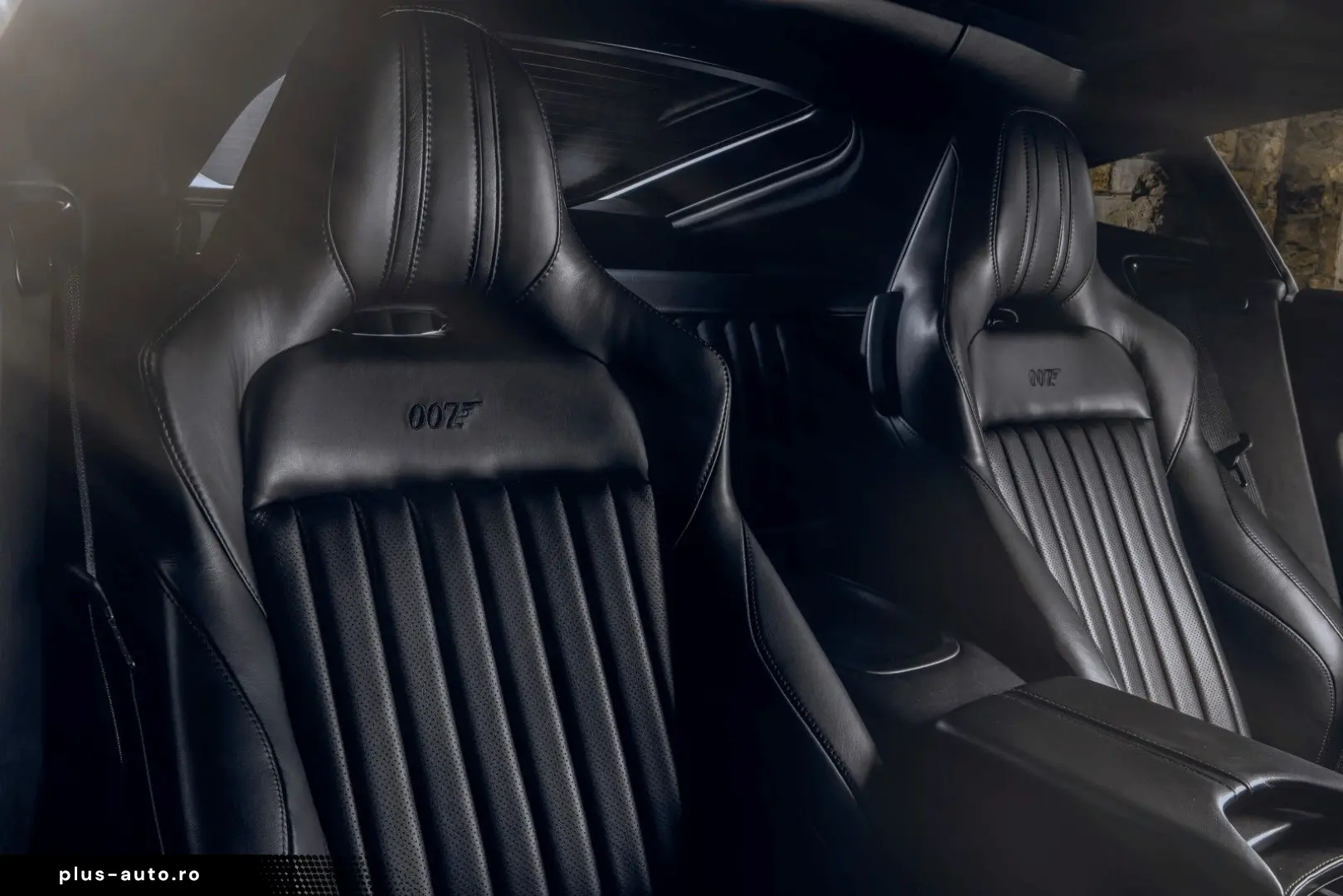 ASTON MARTIN 007 Edition   James Bond