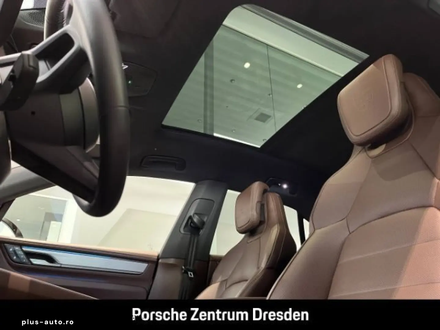 PORSCHE Macan 4S Pano AHK Chrono BOSE Head-Up ParkAssist