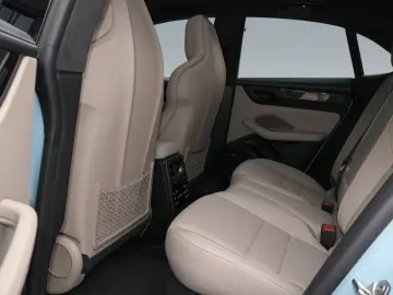 PORSCHE Macan Turbo InnoDrive HA-Lenkung Surround View