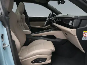 PORSCHE Macan Turbo InnoDrive HA-Lenkung Surround View