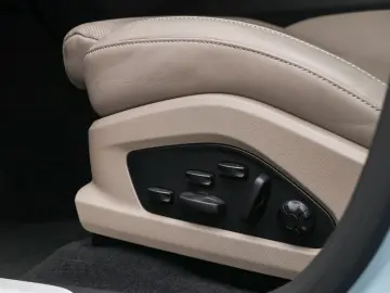 PORSCHE Macan Turbo InnoDrive HA-Lenkung Surround View