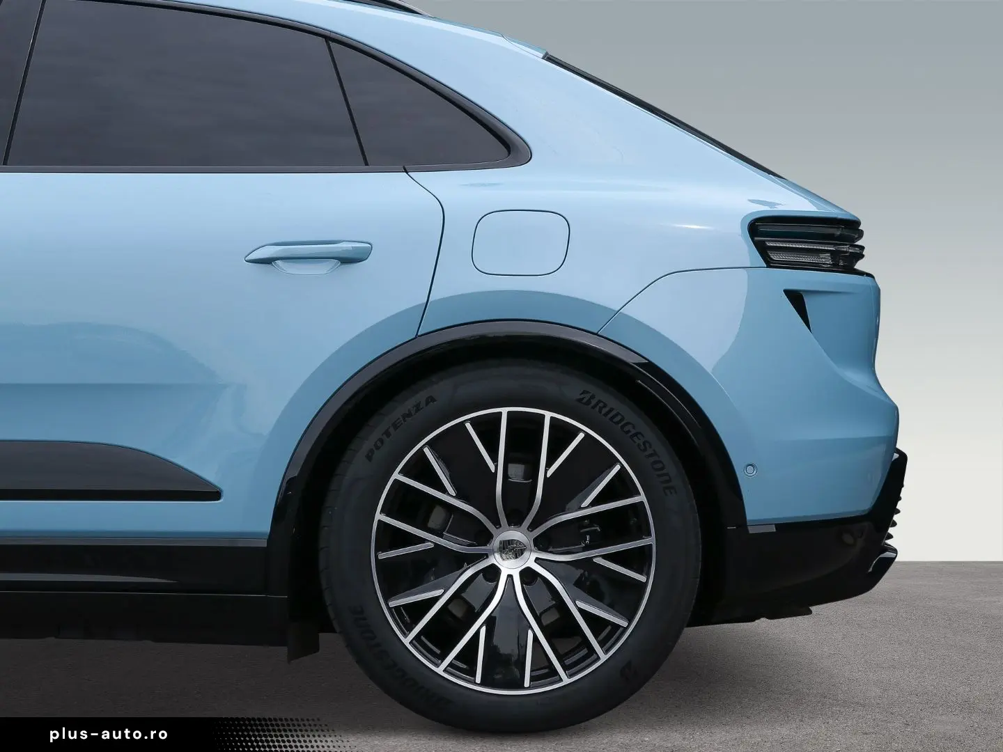 PORSCHE Macan Turbo InnoDrive HA-Lenkung Surround View