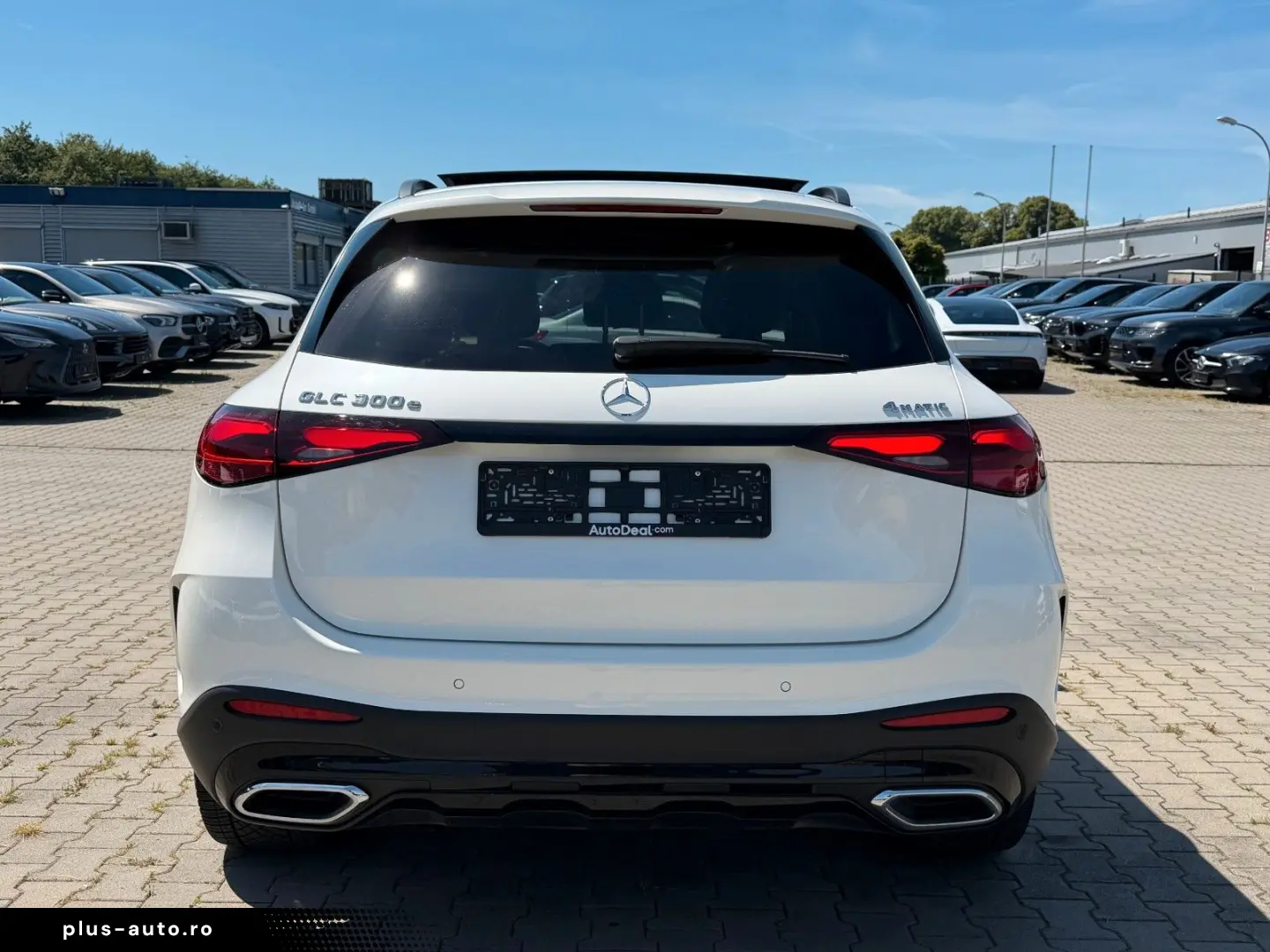 MERCEDES-BENZ GLC 300e AMG Line 4-Matic Panoramadach