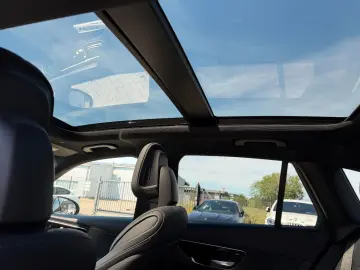 MERCEDES-BENZ GLC 300e AMG Line 4-Matic Panoramadach