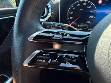 MERCEDES-BENZ GLC 300e AMG Line 4-Matic Panoramadach