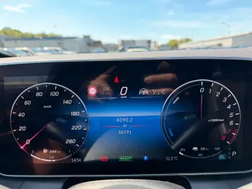 MERCEDES-BENZ GLC 300e AMG Line 4-Matic Panoramadach