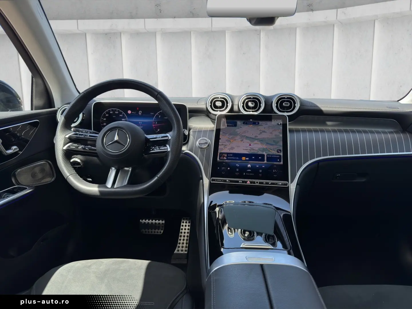 MERCEDES-BENZ GLC 300 d Edition AMG Panorama BUR AHK DIS 20