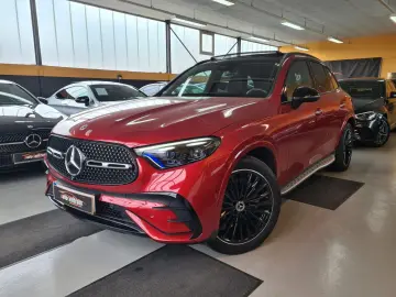 MERCEDES-BENZ GLC 300e AMG Night Pano Airm ACC OffRd AHK 360
