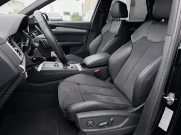 AUDI Q5 50e TFSI quattro sport 3xS Line 20Zoll AHK