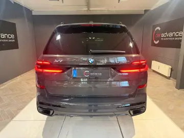 BMW X7 xDrive40d M Sport Pro  22   FULL OPTION
