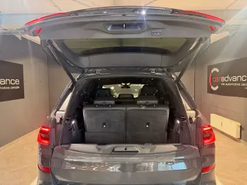 BMW X7 xDrive40d M Sport Pro  22   FULL OPTION