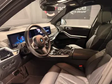 BMW X7 xDrive40d M Sport Pro  22   FULL OPTION