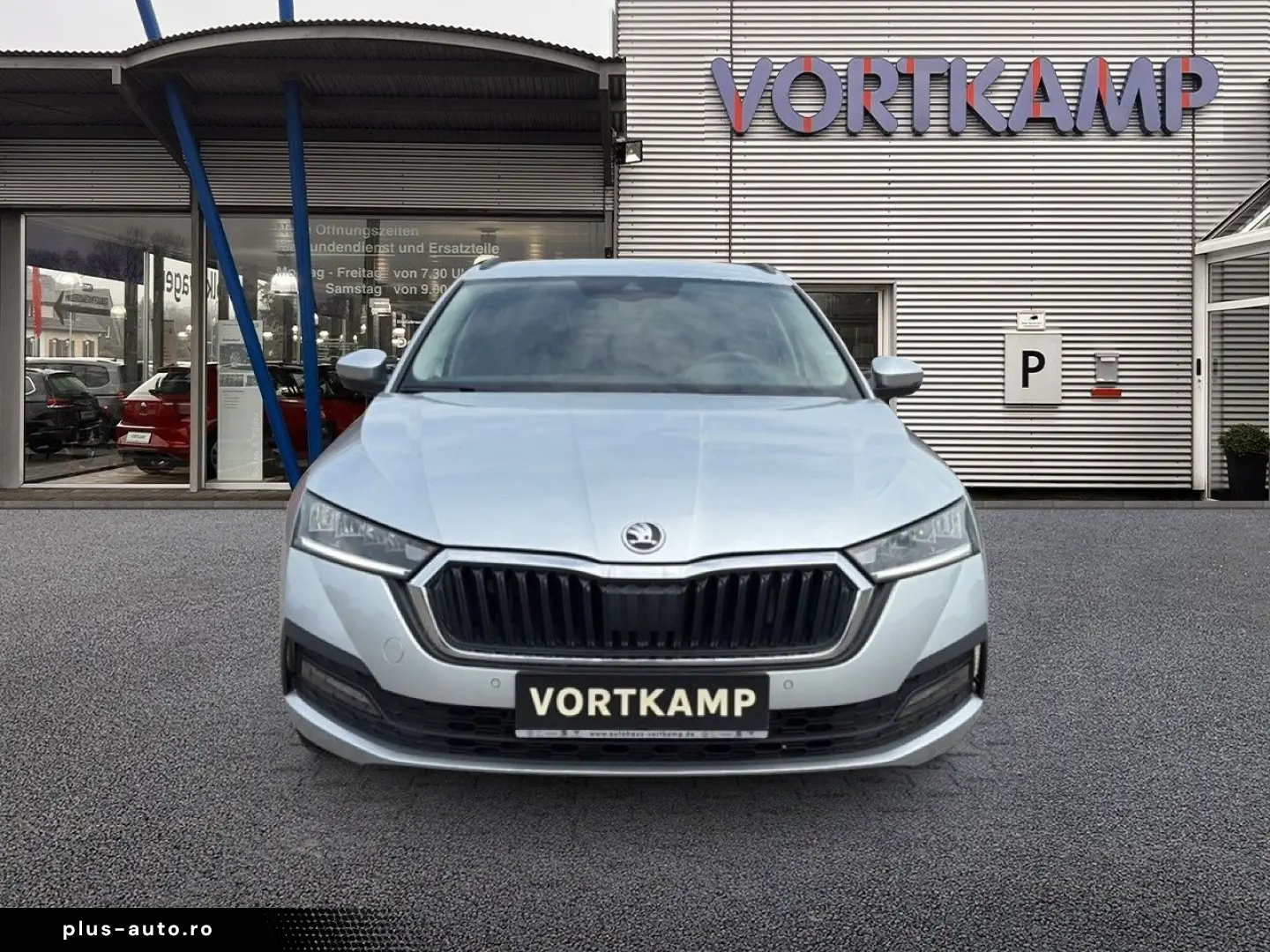 SKODA Octavia Combi Ambition iV