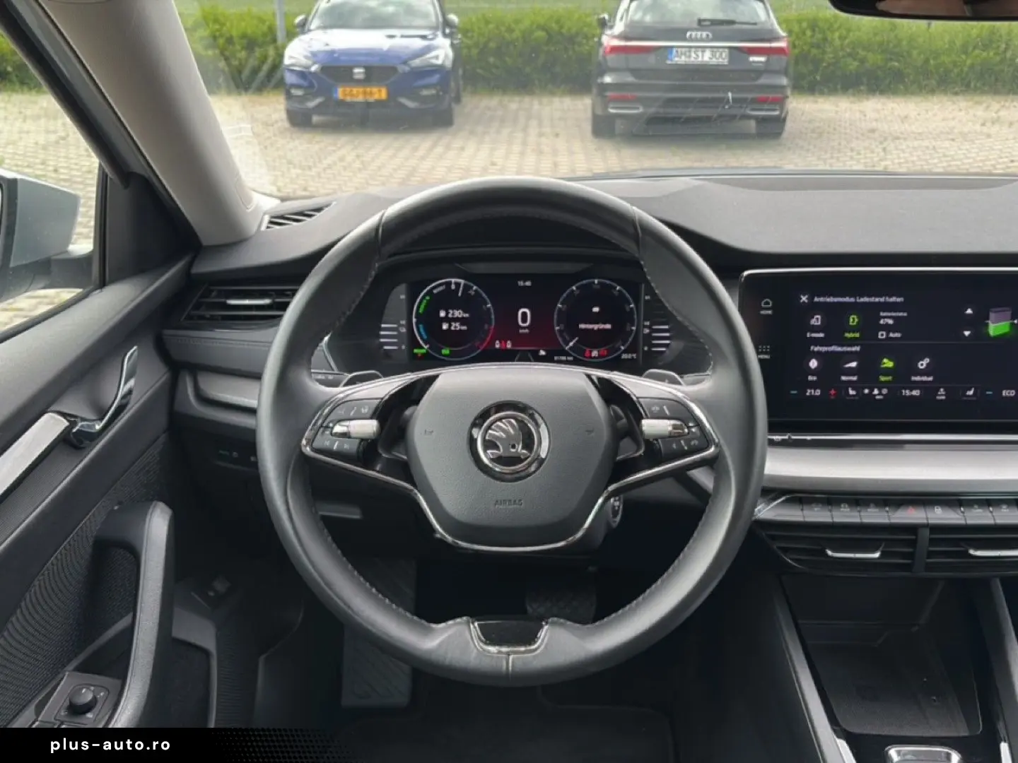 SKODA Octavia Combi Ambition iV