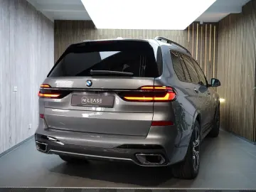 BMW X7 xDrive 40d M-Sport   H&K   7Sitz   Pano   360