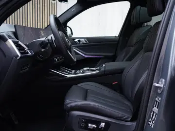 BMW X7 xDrive 40d M-Sport   H&K   7Sitz   Pano   360