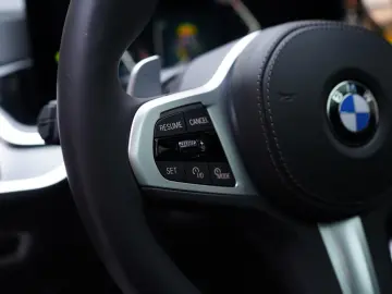 BMW X7 xDrive 40d M-Sport   H&K   7Sitz   Pano   360