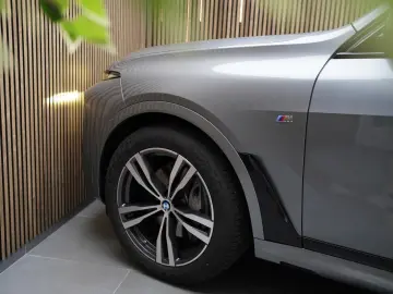 BMW X7 xDrive 40d M-Sport   H&K   7Sitz   Pano   360