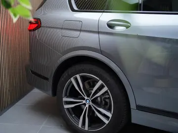 BMW X7 xDrive 40d M-Sport   H&K   7Sitz   Pano   360