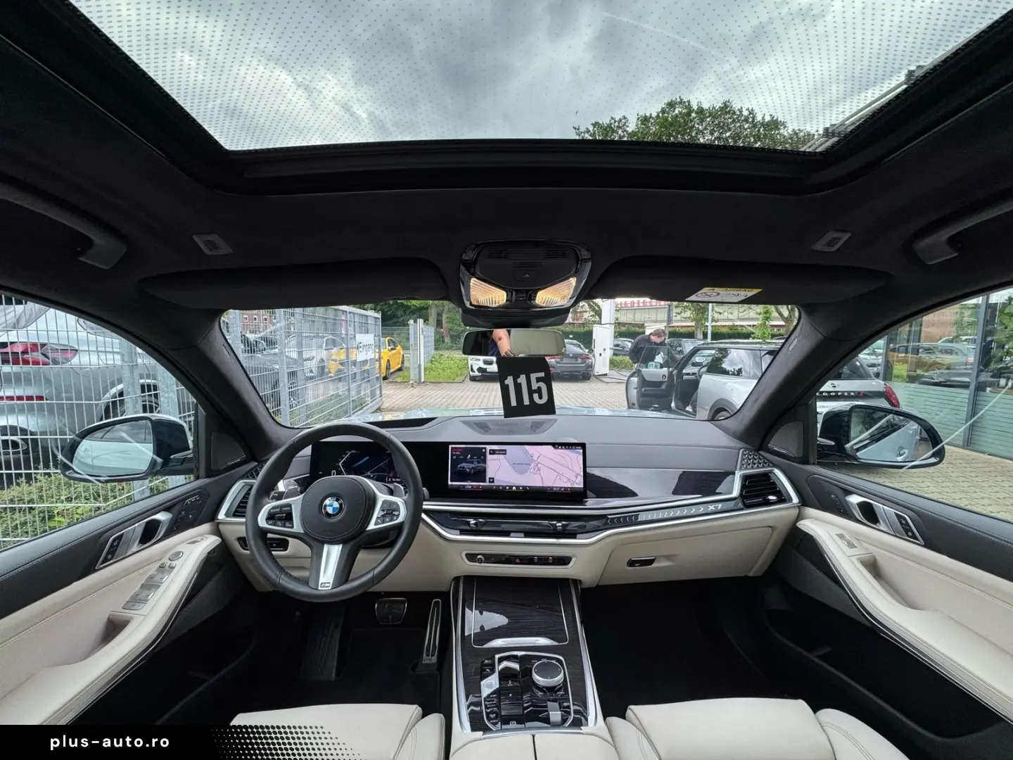 BMW X7 xDrive40d M Sport Pro AHK StHzg Pano-Sky h&k