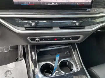BMW X7 xDrive 40d M Sportpaket Pro Pano AHK HUD Luft