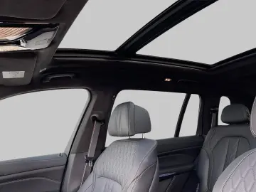 BMW X7 xDrive 40d M Sportpaket Pro Pano AHK HUD Luft