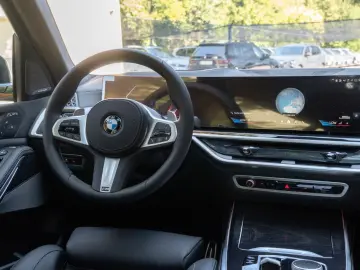 BMW X7 40d M SPORT.LUFTF.SOFTC.PANO.DR.ASS.AHK.5 100