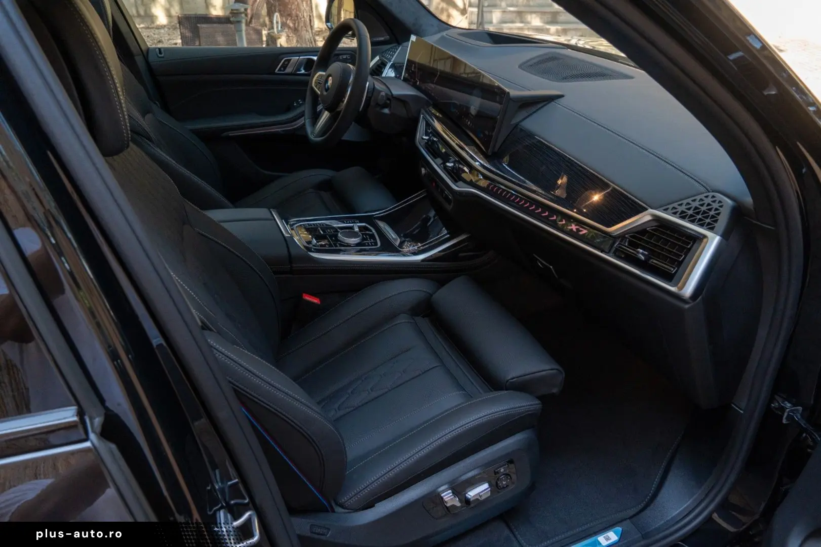 BMW X7 40d M SPORT.LUFTF.SOFTC.PANO.DR.ASS.AHK.5 100