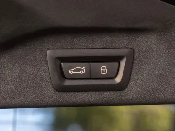 BMW X7 40d M SPORT.LUFTF.SOFTC.PANO.DR.ASS.AHK.5 100
