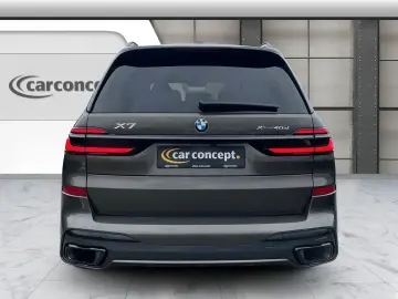 BMW X7 xDrive 40d M Sport Pro AHK 22 H&K Pano Soft