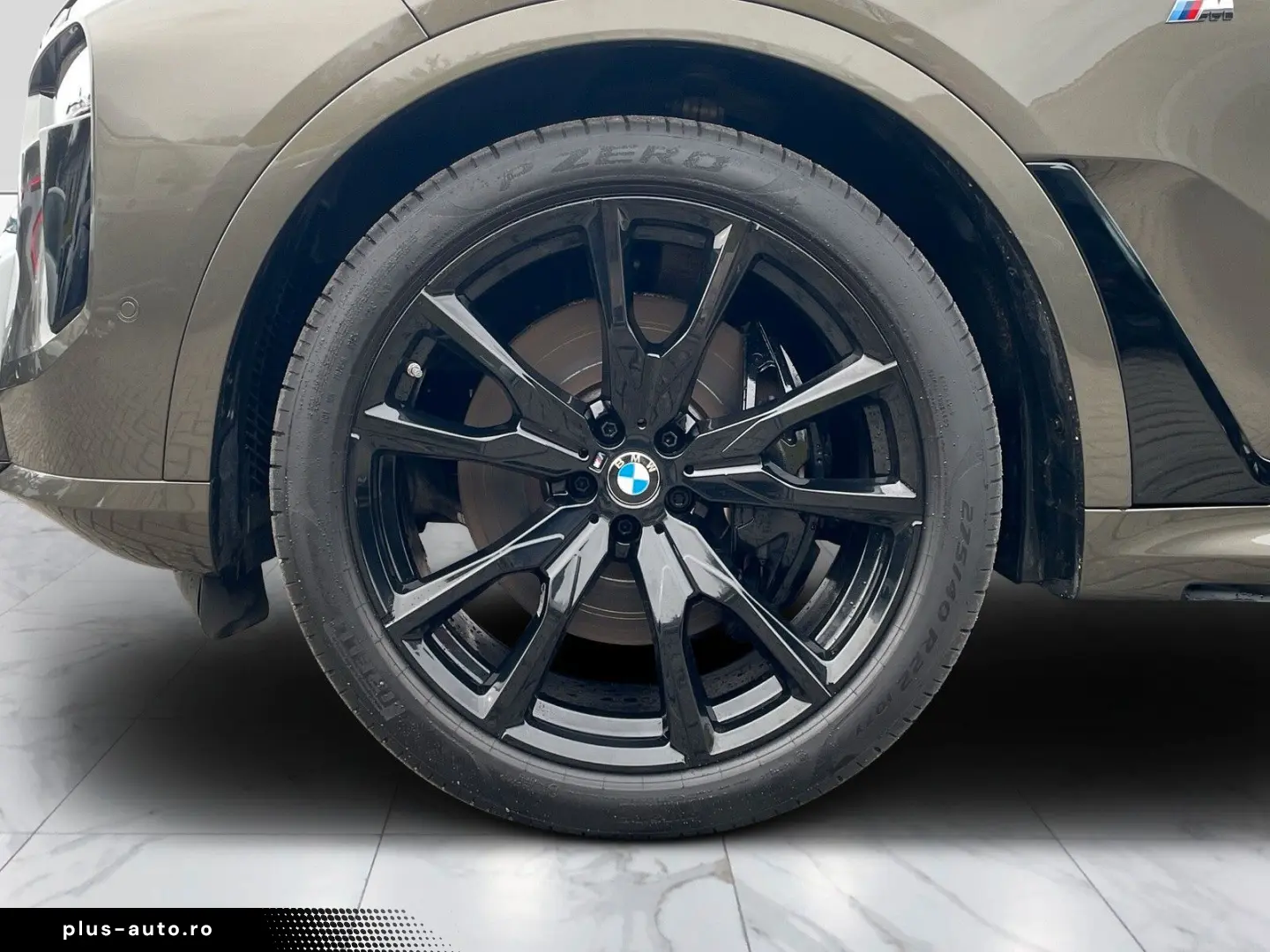 BMW X7 xDrive 40d M Sport Pro AHK 22 H&K Pano Soft