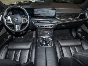 BMW X7 xDrive40d M Sport Pro DA Pro PA Prof Pano Sky
