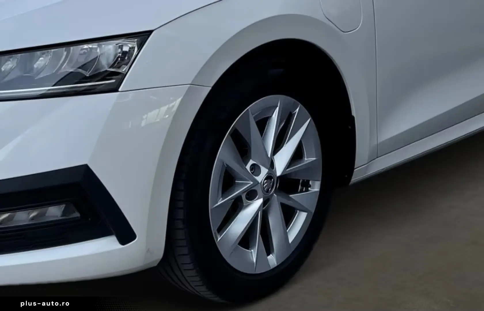 SKODA Octavia Combi 1.4 iV Ambition DSG