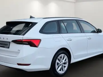 SKODA Octavia Combi 1.4 iV Ambition DSG