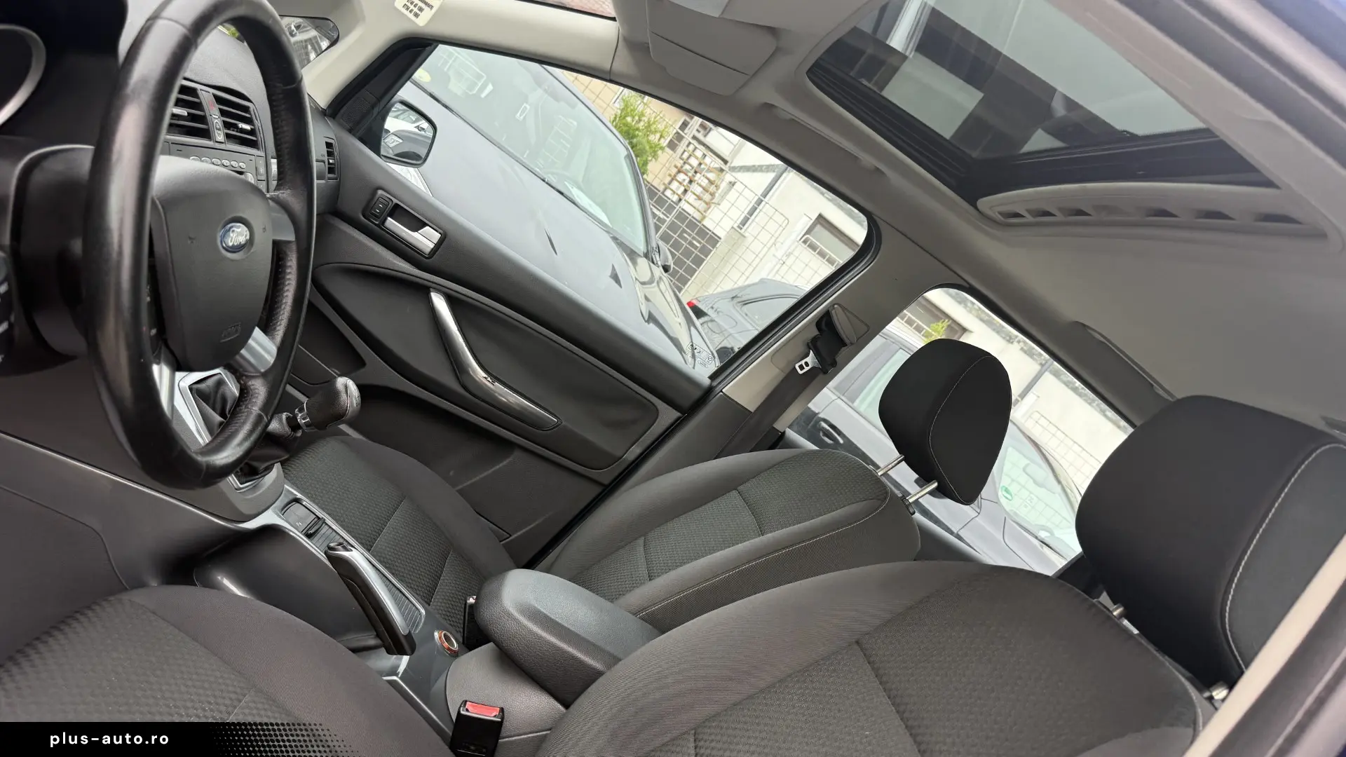 Ford C-Max Titanium 1.8 Benzina 125CP 2009 Euro 4