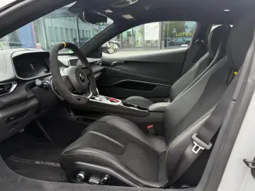 LOTUS Emira Turbo SE