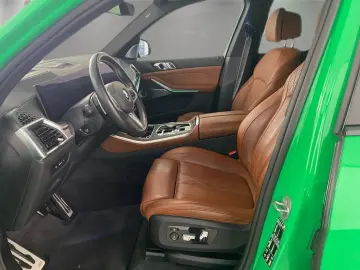 BMW X5 M60i xDrive M Sport Standheizung AHK Kamera