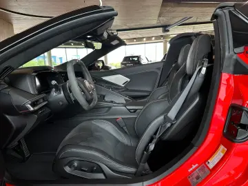 CORVETTE C8 3LT Convertible  Z51 P  Front Memory  Lift