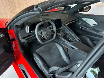 CORVETTE C8 3LT Convertible  Z51 P  Front Memory  Lift