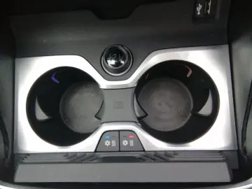 BMW X5 M60 i xDrive NAVI LED SHZ StHz PANO B&W