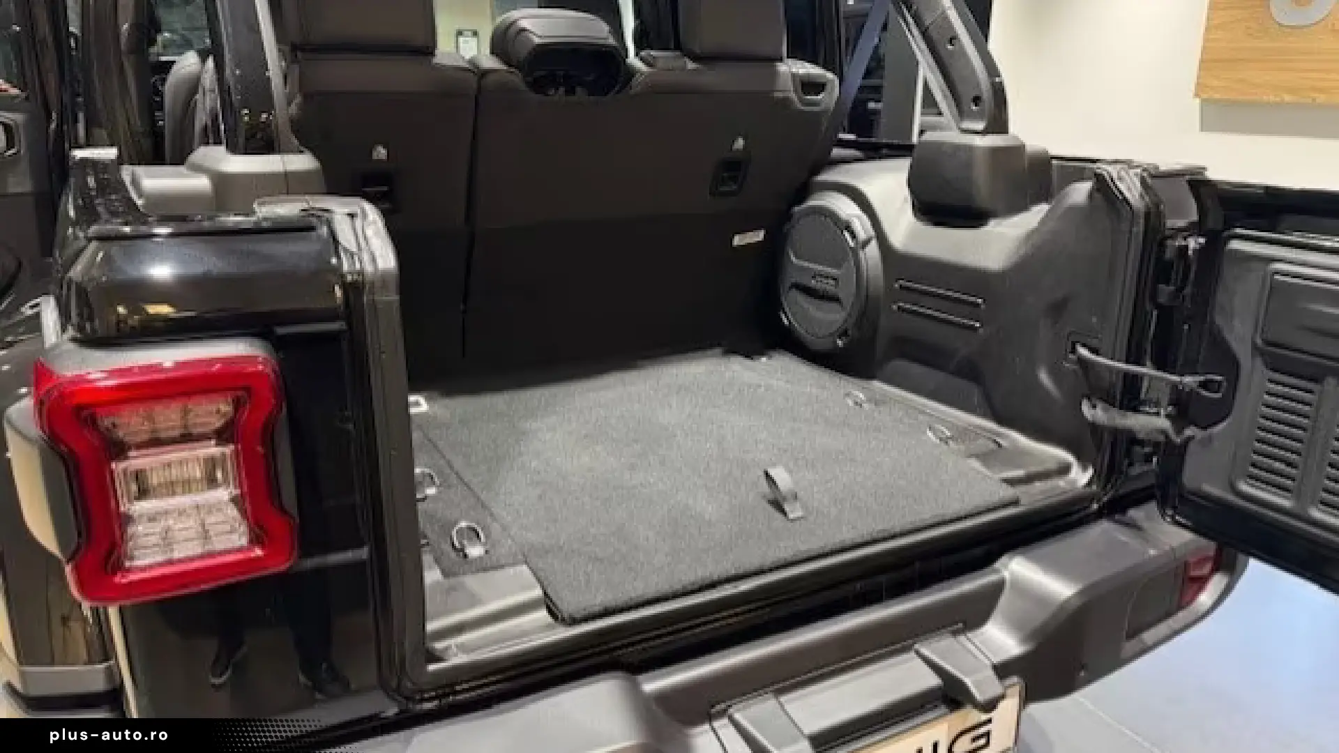 Jeep Wrangler Sahara 2.0l T-GDI 270 PS 4x4