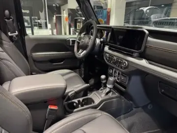 Jeep Wrangler Sahara 2.0l T-GDI 270 PS 4x4